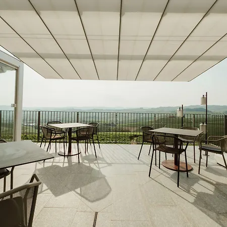 Cerequio Landhaus La Morra